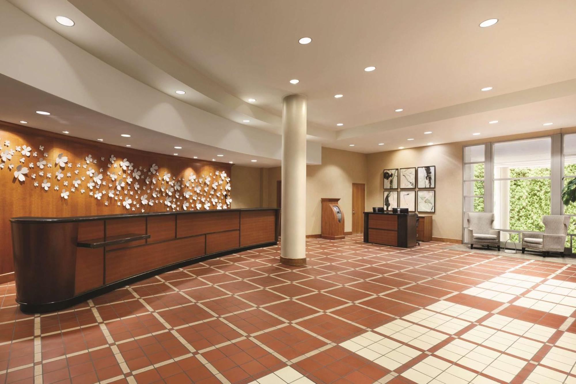 Embassy Suites By Hilton Atlanta At Centennial Olympic Park Exterior foto